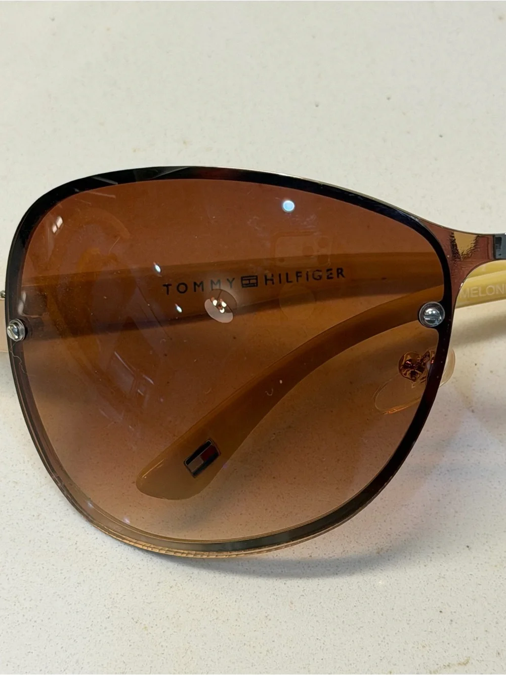 Tommy Hilfiger Brown Gradient Lens Sunglasses with Beige Temples